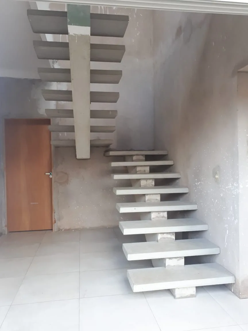 Escada executada pela Cometa — projeto 16