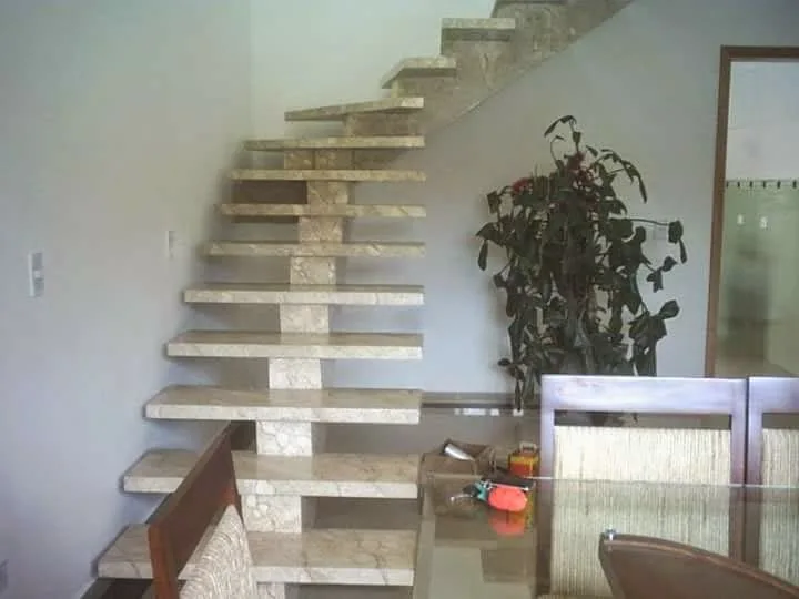 Escada executada pela Cometa — projeto 21
